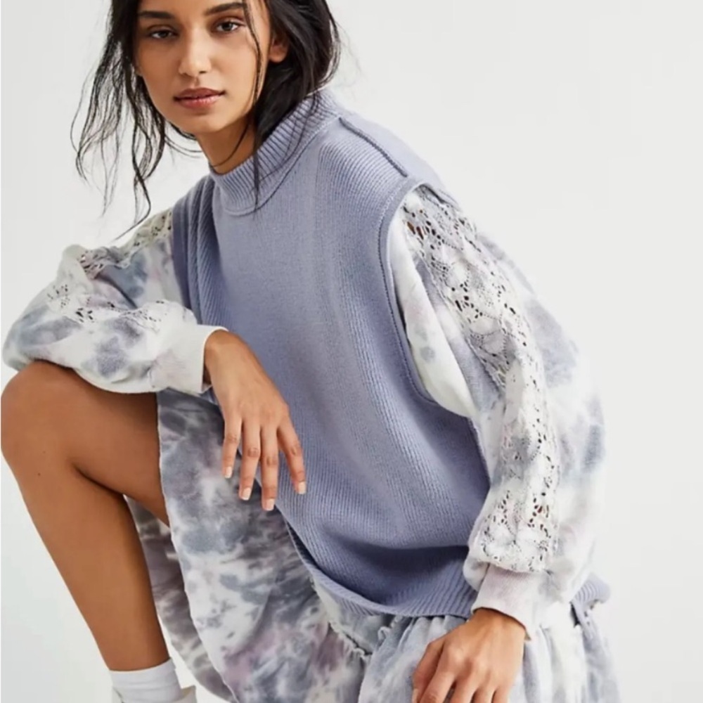 Free People easy street oversized Lavender Sleeveless Sweater 2518